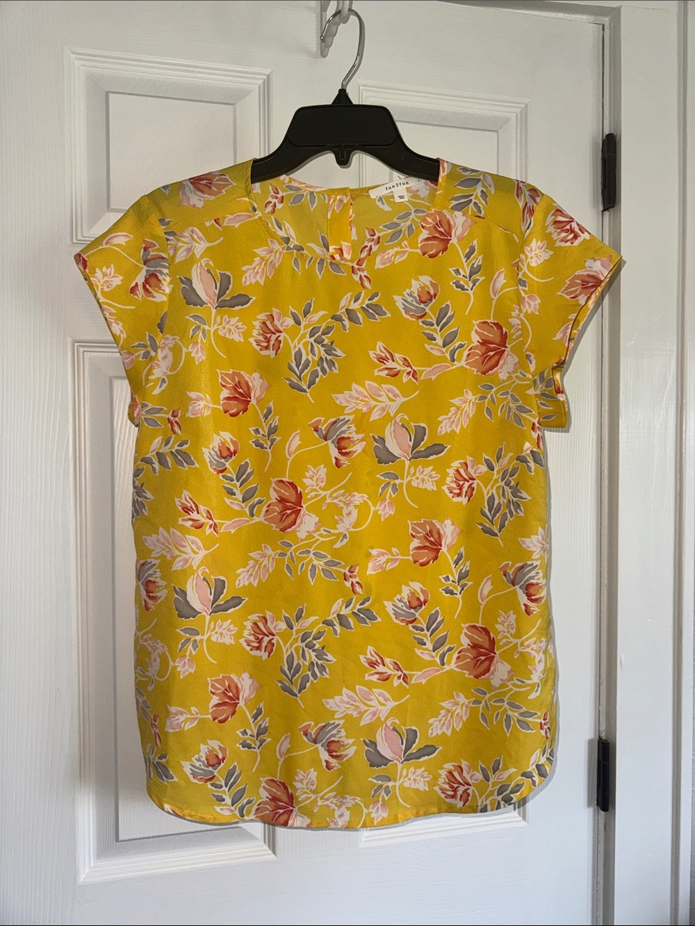 Fun2Fun Women’s Yellow Floral Cap-Sleeve Blouse with Floral Print